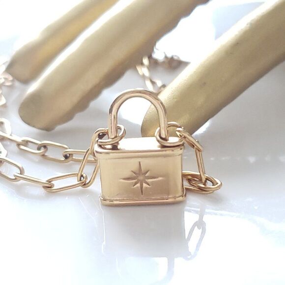 New! FP What A Star Lock Necklace - Picture 10 of 10
